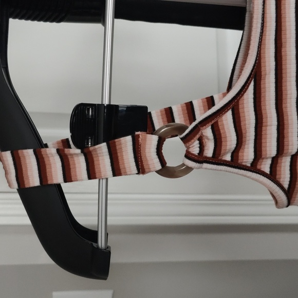 Tanktop - Picture 2 of 7